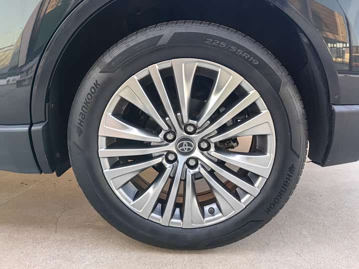 Toyota Harrier 2022 2022款 2.0L CVT两驱尊享版