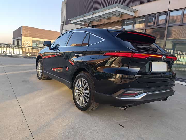 Toyota Harrier 2022 2022款 2.0L CVT两驱尊享版