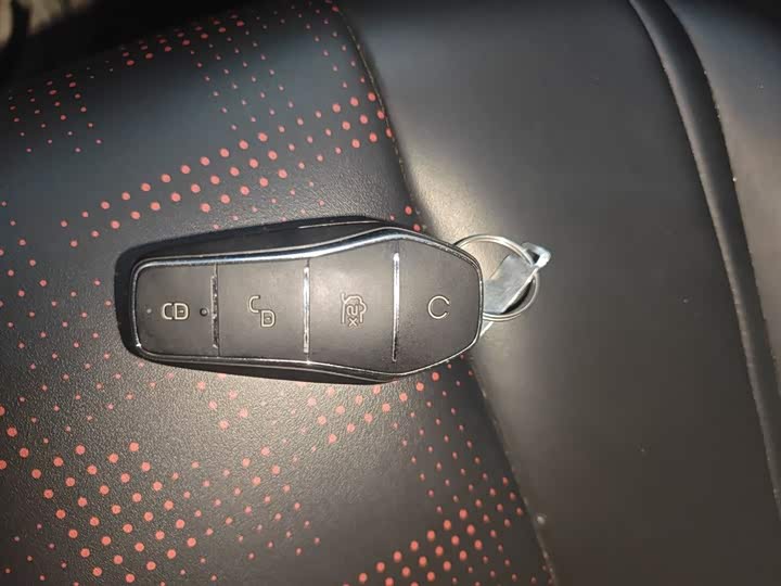 BYD E2 2023 2023款 豪华型