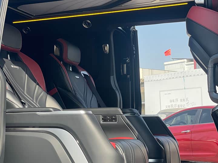 Ford Tourneo 2024 2024款 2.0T 自动致尊Plus版