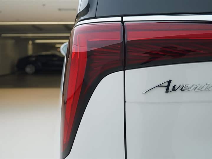 Buick GL8 Century 2025 2025款 2.0T 七座蕴世版