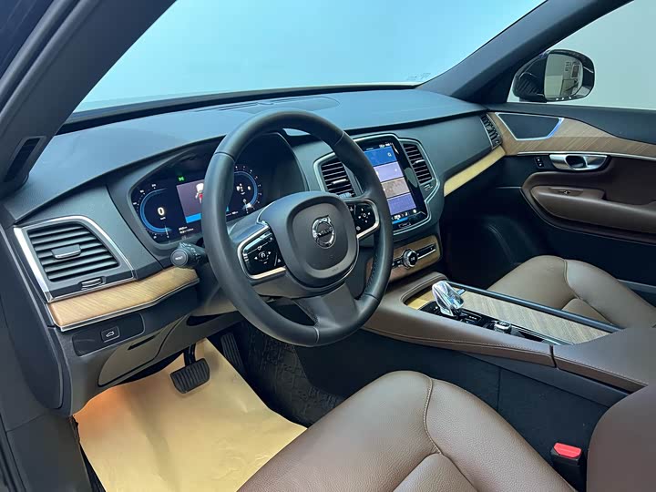 Volvo XC90 2024 2024款 B5 智行豪华版 5座