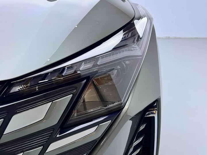 Changan UNI-Z Hybrid 2024 2024款 蓝鲸智电iDD 125km 卓越型