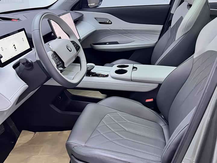 Changan UNI-Z Hybrid 2024 2024款 蓝鲸智电iDD 125km 卓越型