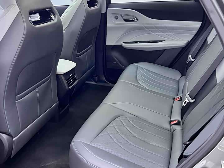 Changan UNI-Z Hybrid 2024 2024款 蓝鲸智电iDD 125km 卓越型