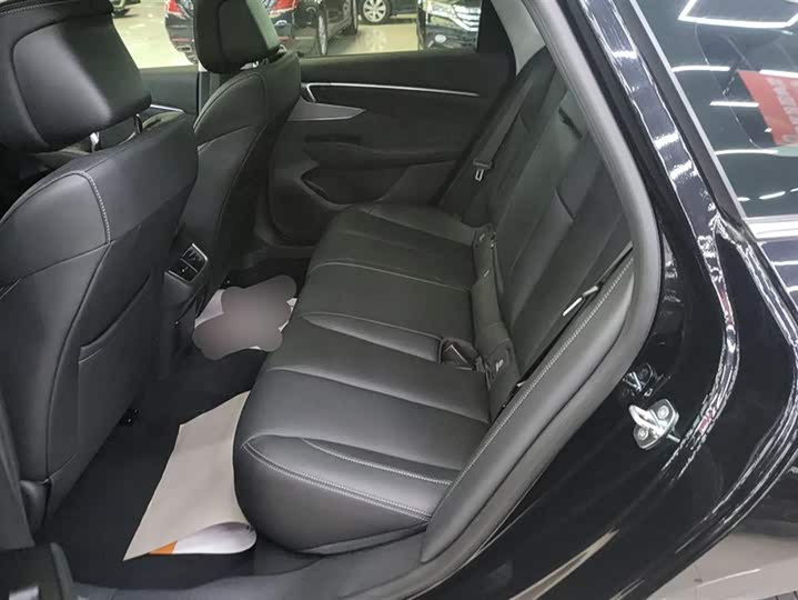 Buick LaCrosse 2025 2025款 28T 白金版