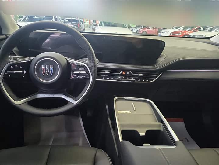 Buick LaCrosse 2025 2025款 28T 白金版