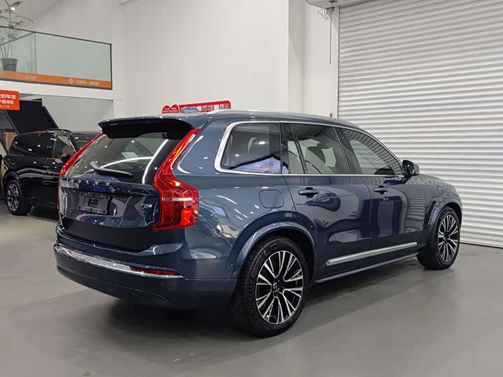 Volvo XC90 Hybrid 2023 2023款 T8 RECHARGE 智尊豪华版 7座