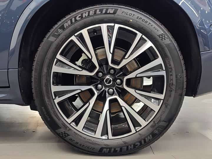 Volvo XC90 Hybrid 2023 2023款 T8 RECHARGE 智尊豪华版 7座