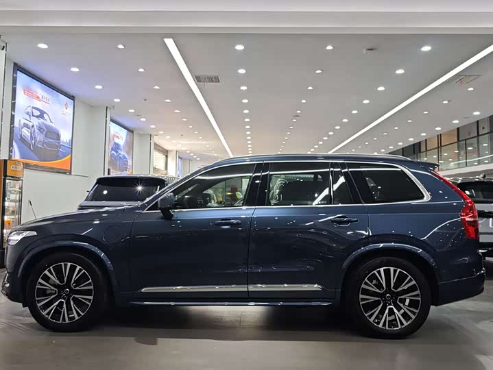 Volvo XC90 Hybrid 2023 2023款 T8 RECHARGE 智尊豪华版 7座