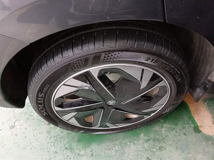 MG Motor 4 EV 2023 2023款 415km 出海冠军版