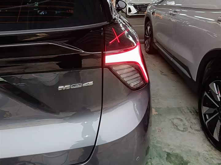 MG Motor 4 EV 2023 2023款 415km 出海冠军版