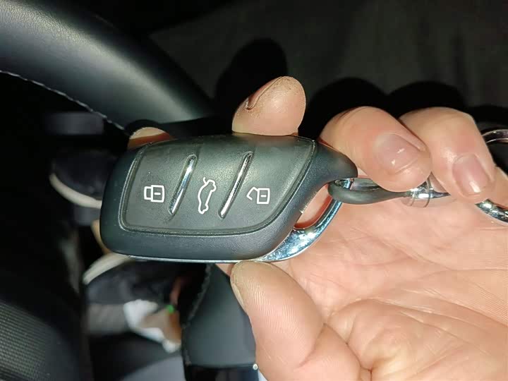 MG Motor 4 EV 2023 2023款 415km 出海冠军版