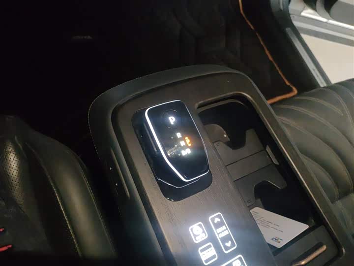 Nissan Ariya EV 2022 2022款 四驱高性能顶配版