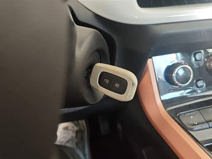 Dongfeng Nammi Nano EX1 2022 2022款 追风版 331KM 进阶型