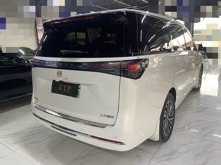 Buick GL8 Hybrid 2025 2025款 陆尚 尊享版 7座