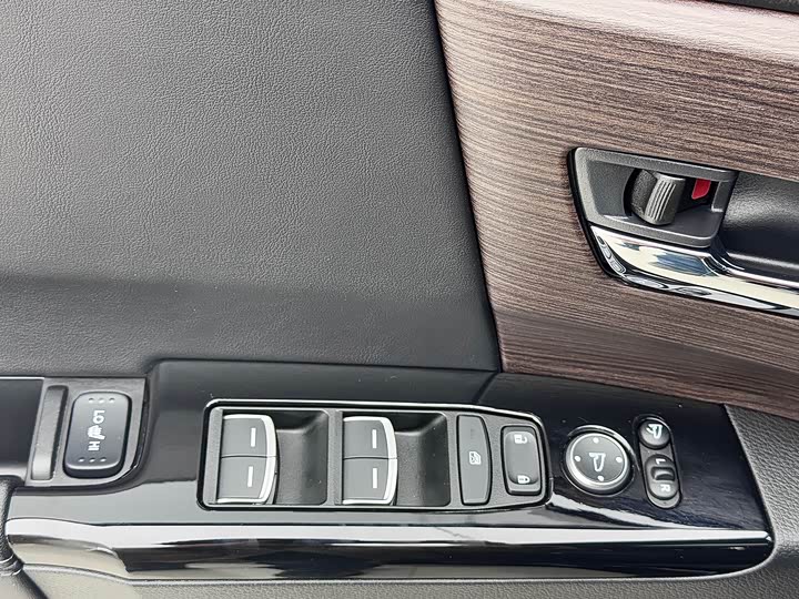 Honda Odyssey 2024 2024款 2.0L e:HEV 锐·耀享版