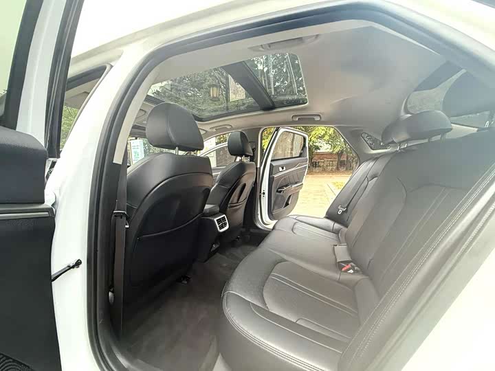 Kia K5 2021 2021款 270T CVVD 焕新版