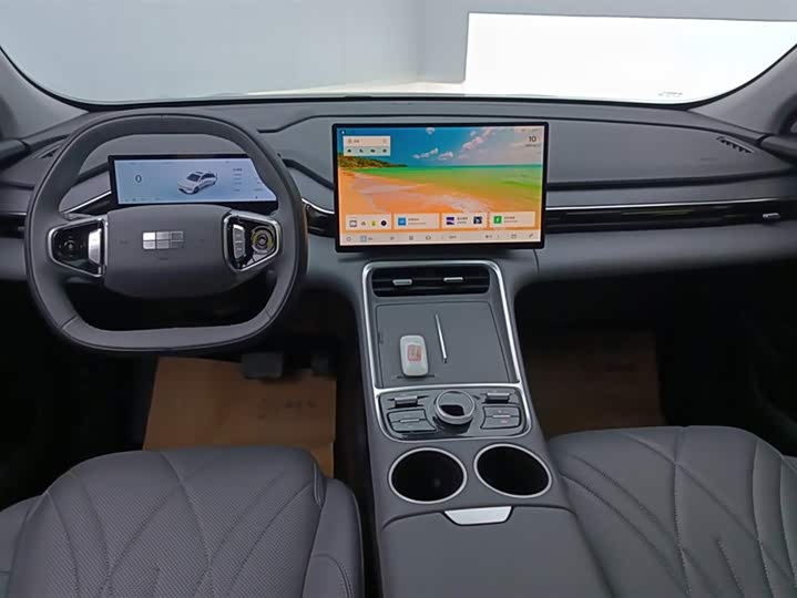 Geely Galaxy L6 2025 2025款 EM-i 140km 星舰版