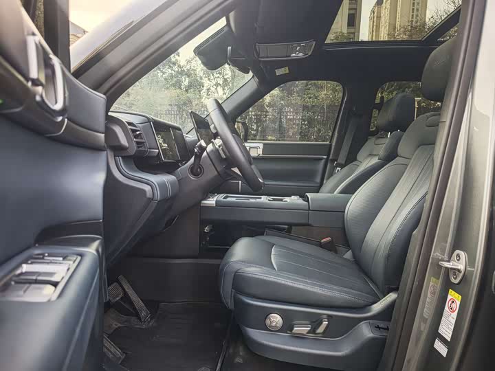 BYD FangChengBao Titanium 7 (Tai 7) 2025 2025款 190KM四驱Ultra版