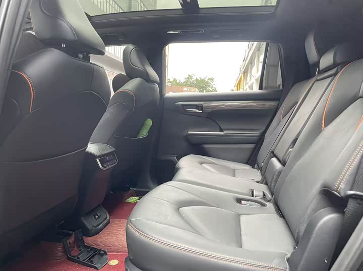 Toyota Crown Kluger 2024 2024款 2.5L HEV四驱尊贵版