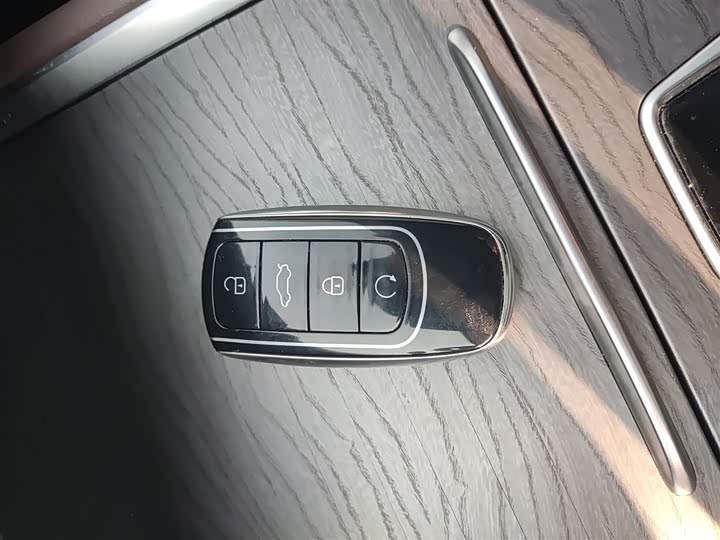 Chery Tiggo 8 Pro 2025 2025款 290T 两驱尊贵版