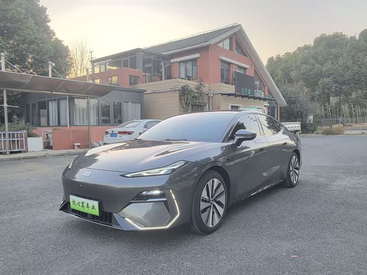 Geely Galaxy E8 2024 2024款 550km 后驱MAX