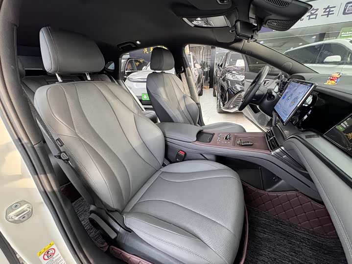 BYD Seal 07 DM-i Hybrid 2025 2025款 智驾版 DM-i 1.5L 70km 精英型