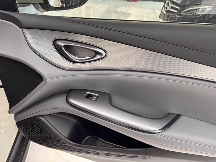 BYD Seal 07 DM-i Hybrid 2025 2025款 智驾版 DM-i 1.5L 70km 精英型