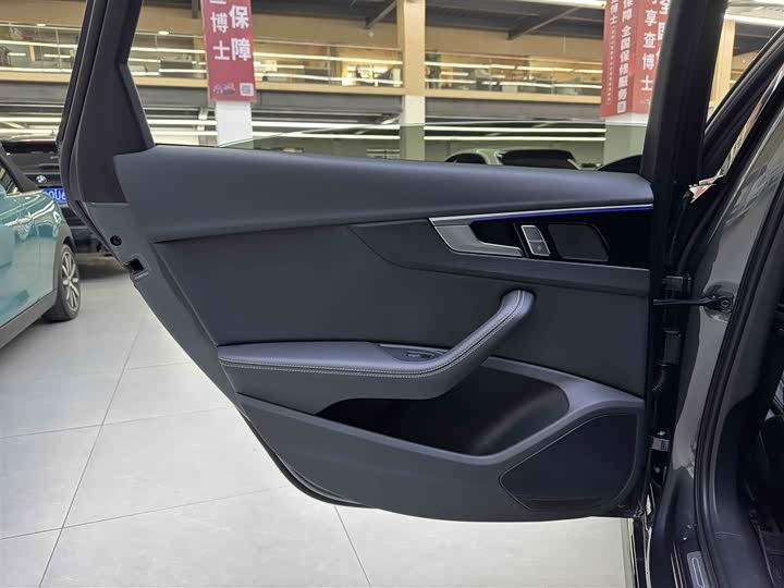 Audi A4L 2024 2024款 40 TFSI 豪华动感型