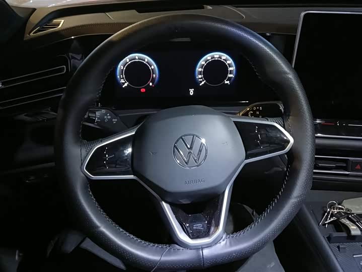 Volkswagen Tiguan L Pro 2025 2025款 PRO 380TSI 两驱 R-Line 智领版