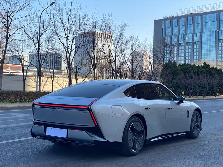 XPeng P7 2025 2025款 820 超长续航 Ultra