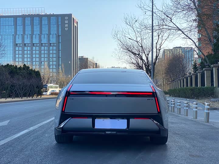 XPeng P7 2025 2025款 820 超长续航 Ultra