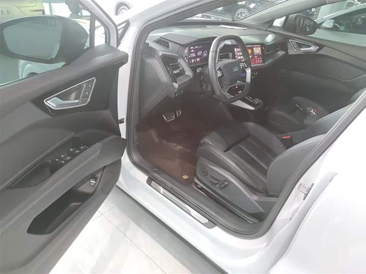 Audi Q4 e-tron 2024 2024款 40 e-tron 创行版