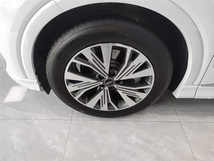 Audi Q4 e-tron 2024 2024款 40 e-tron 创行版