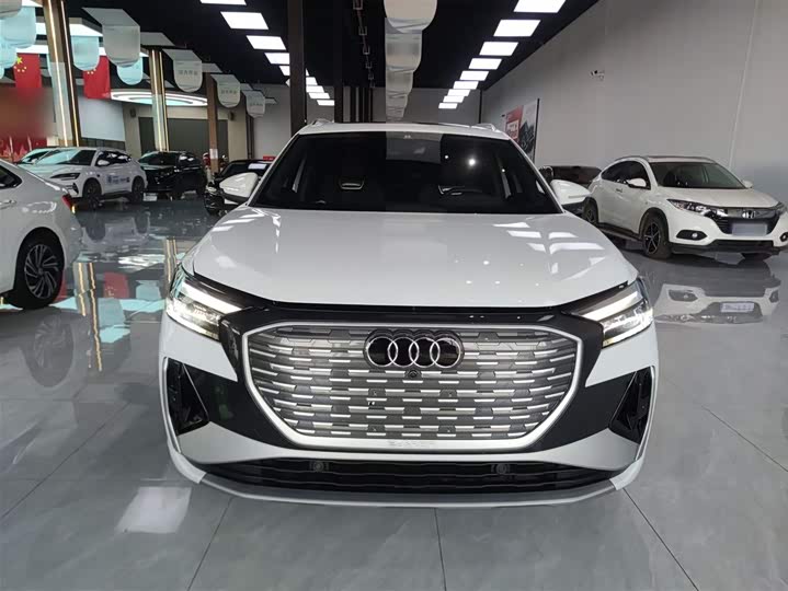 Audi Q4 e-tron 2024 2024款 40 e-tron 创行版
