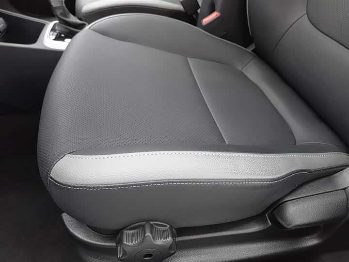 Kia KX1 2021 2021款 1.4L CVT天窗款