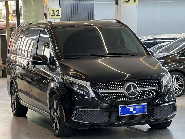 Mercedes-Benz V-Class 2022 2022款 V 260 尊贵版