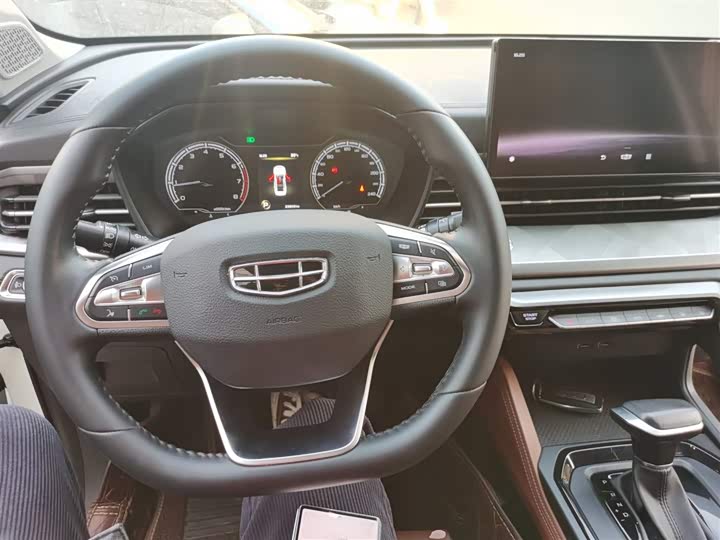 Geely Vision X6 2021 2021款 PRO 1.4T 自动尊贵型