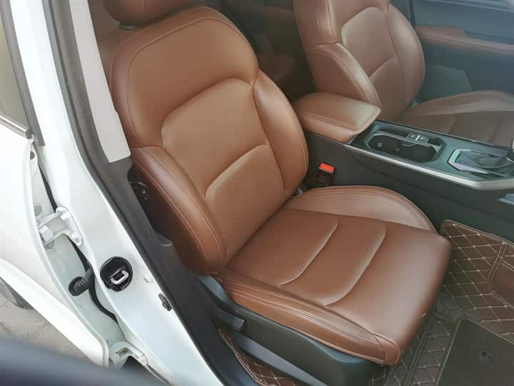 Geely Vision X6 2021 2021款 PRO 1.4T 自动尊贵型