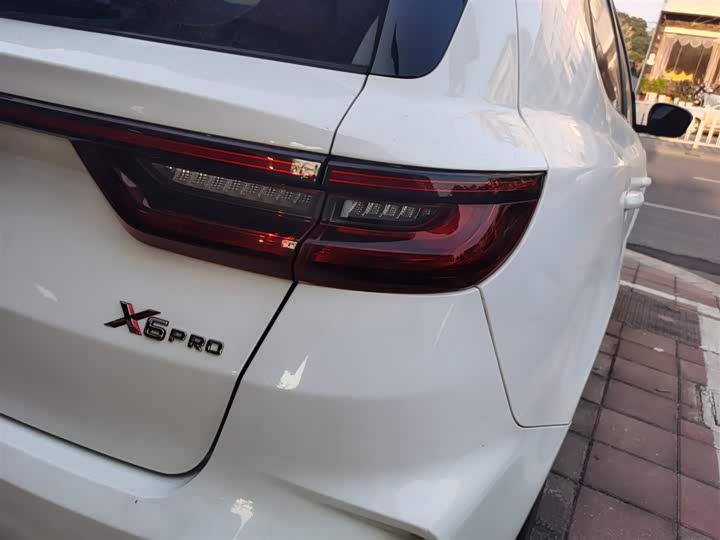 Geely Vision X6 2021 2021款 PRO 1.4T 自动尊贵型