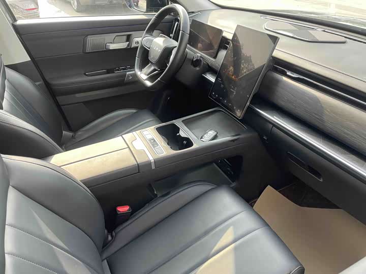 2025 Chery Tiggo 7 C-DM