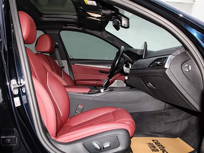 BMW 5 Series Hybrid 2022 2022款 535Le M运动套装