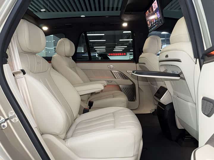 Nio Onvo L90 2025 2025款 Ultra 六座版