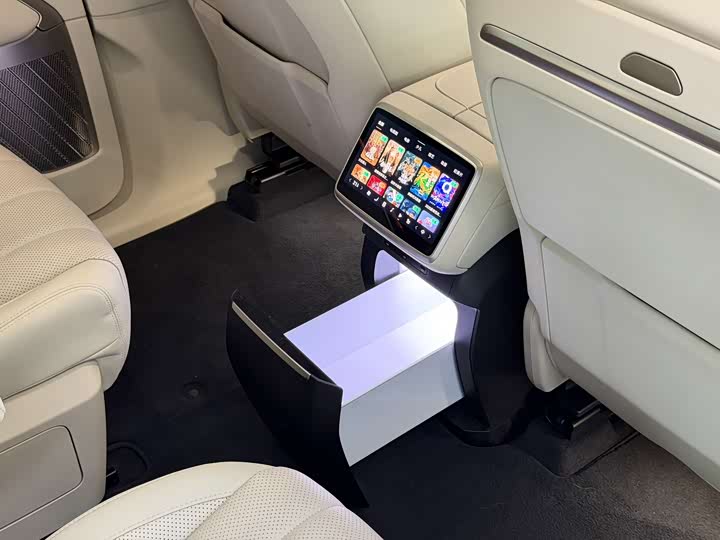 Nio Onvo L90 2025 2025款 Ultra 六座版