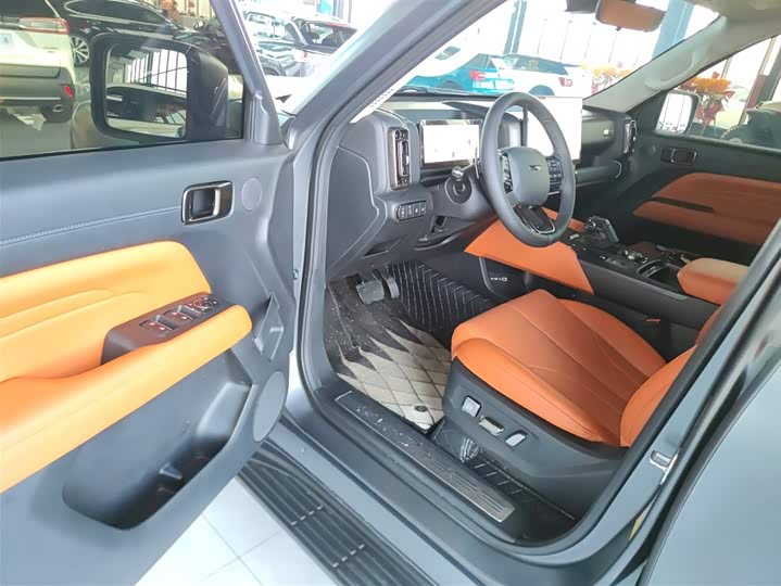 Haval H9 2024 2024款 2.0T 汽油四驱拓境版