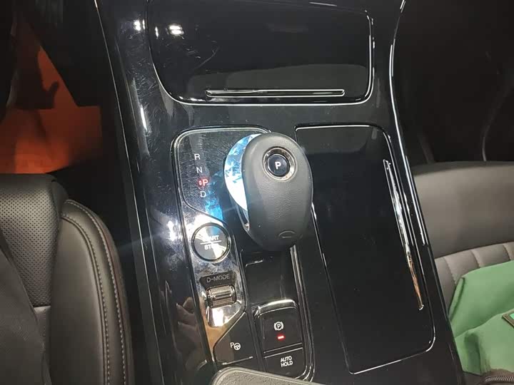 GAC Trumpchi M8 2024 2024款 宗师系列 400T 先锋版