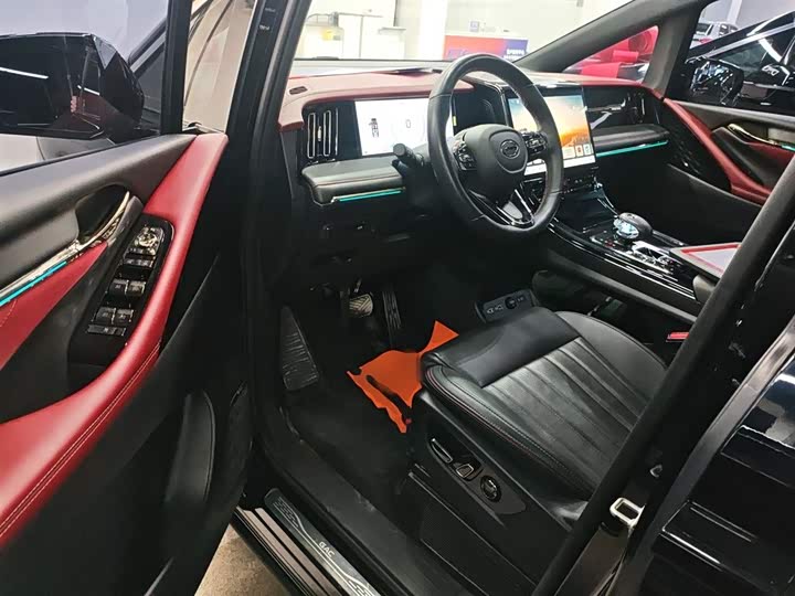 GAC Trumpchi M8 2024 2024款 宗师系列 400T 先锋版