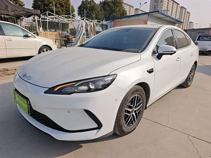 BYD Seal 05 DM-i Hybrid 2025 2025款 DM-i 智驾版 55KM尊贵型