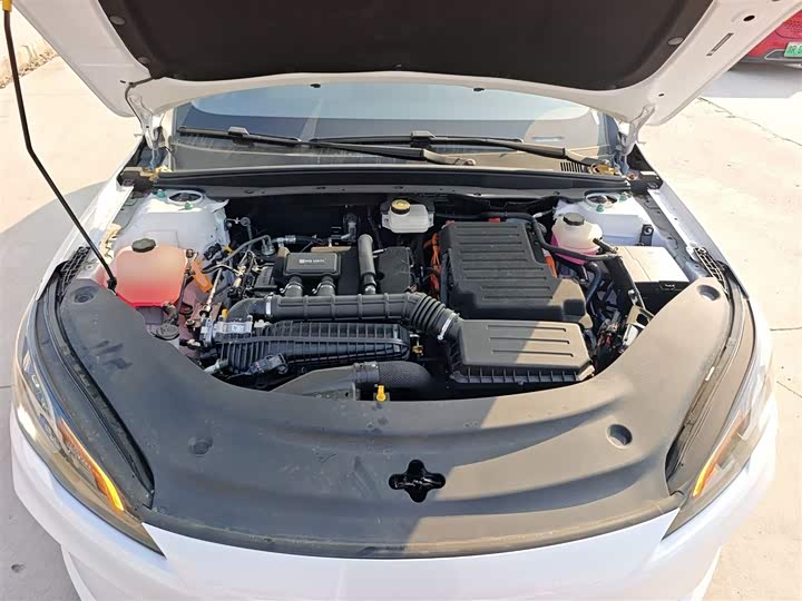 BYD Seal 05 DM-i Hybrid 2025 2025款 DM-i 智驾版 55KM尊贵型